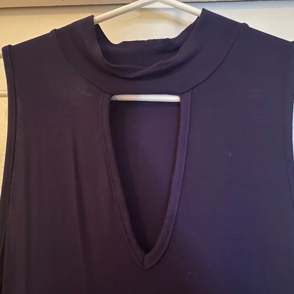 Navy blue key hole mock neck dress - Picture 3 of 3
